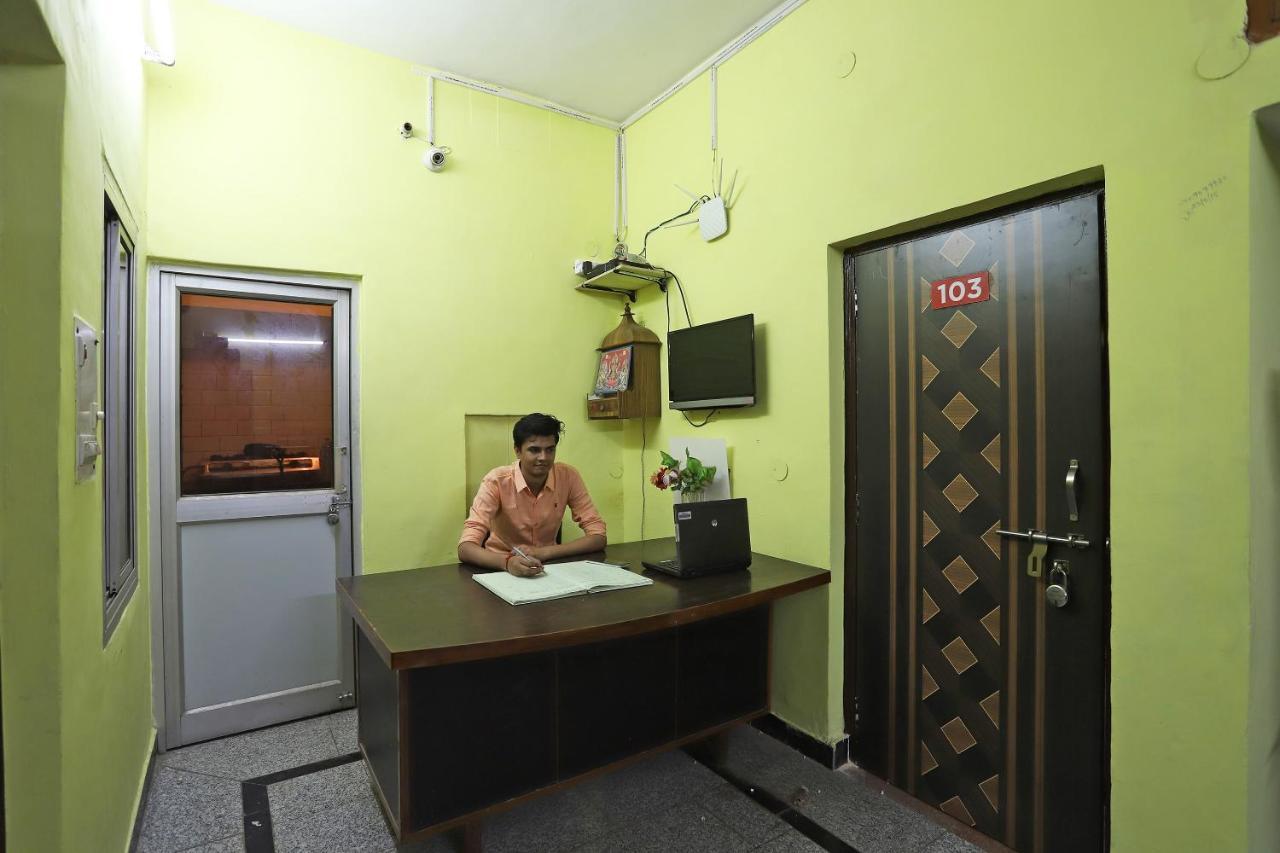 Oyo 39645 Maheshwari Residency Hotel New Delhi Exterior foto